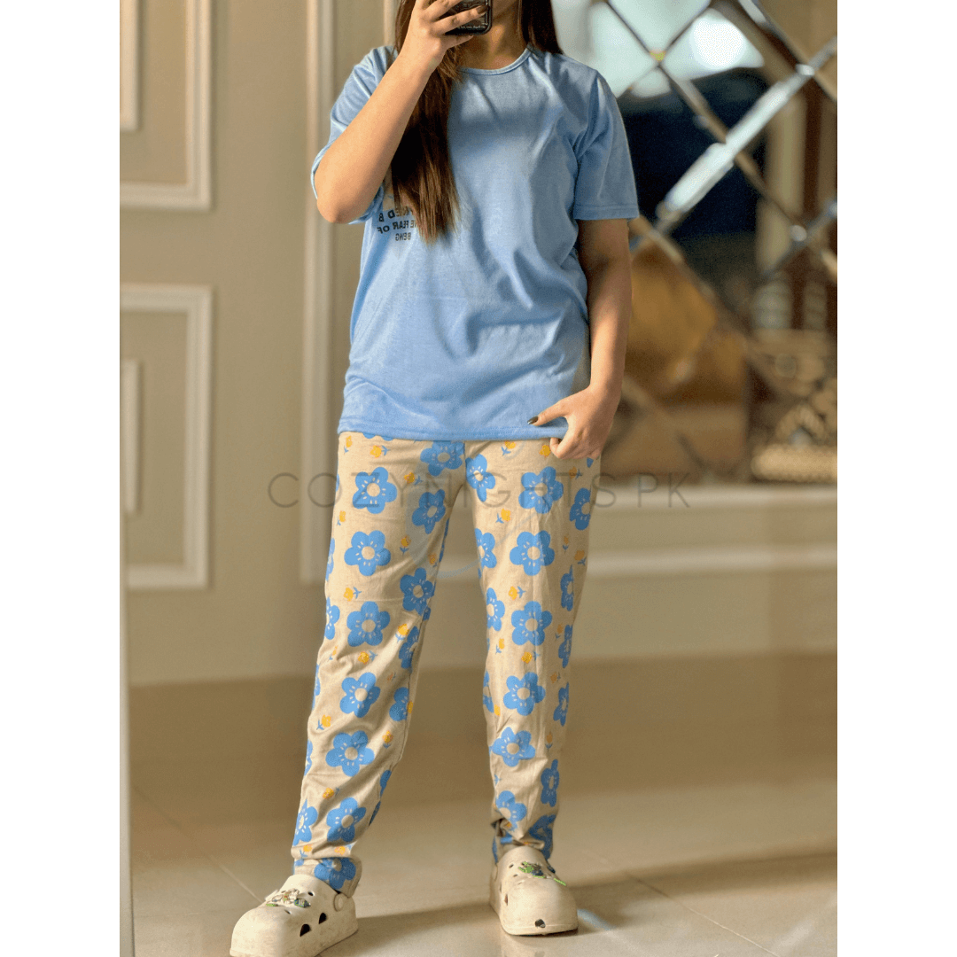 Ice Blue Floral Pocket Printed Half Sleeves T-Shirt with White Floral Printed Pajama (CN-PNW-039)